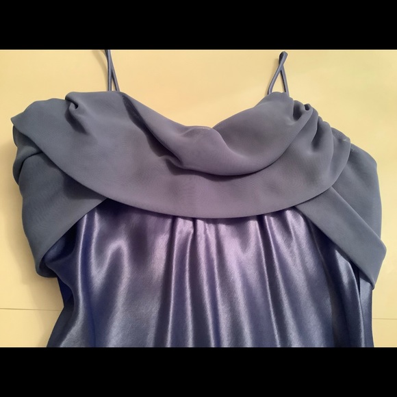 Women Long Blue Dress With Matching Shawl. Size 4. - Picture 11 of 15